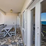 Apartman Stunning In Rtina