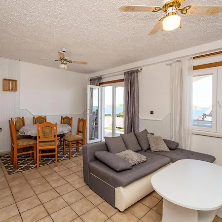 Beautiful In With House Sea View Διαμέρισμα *